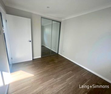 Practical granny flat close to local amenities - Photo 3