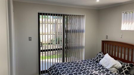 MANUREWA, 3 BEDROOMS - Photo 3