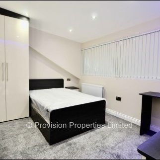 2 Bedroom Apartments in Leeds - Photo 1