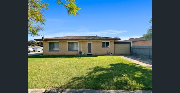 UPDATED UNIT IN A GREAT LOCATION! - Photo 1