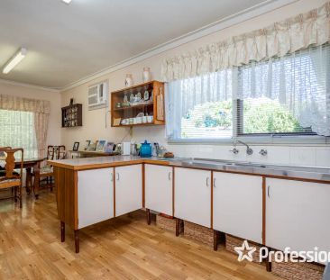 137 Forrest Road, Armadale WA 6112 - Photo 2
