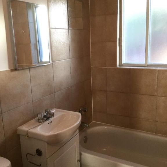 1 CH - 1 SDB - Montréal - $1,100 /mo - Photo 1