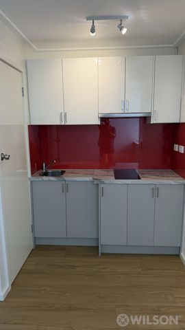 Summer in St Kilda awaits - Photo 3