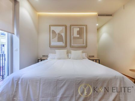 3 room luxury Apartment for rent in Barrio del Centro, Alicante, Valencia - Photo 5