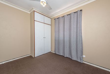 This One Is For You! Low Maintenance & Central! *Break Lease* - Photo 2