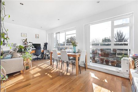 St. John’s Avenue, Putney, SW15 2AJ - Photo 2