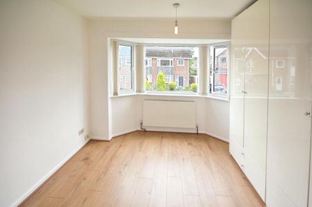 3 bedroom semi-detached house to rent - Photo 2