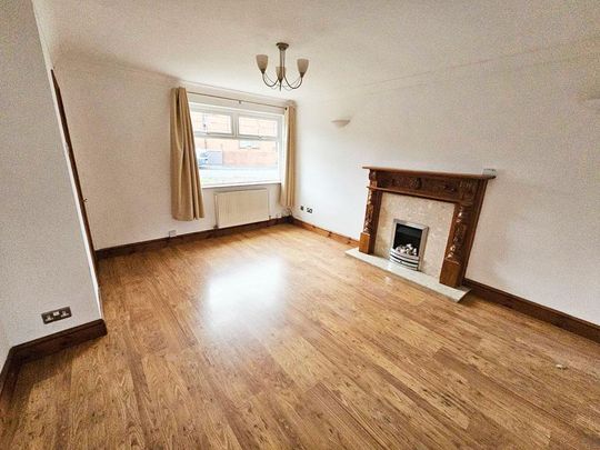 3 bedroom semi-detached house to rent - Photo 1