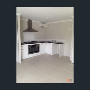 Modern & Secure One-Bedroom Dual Key Unit in Prime Location! - NRAS - Photo 2