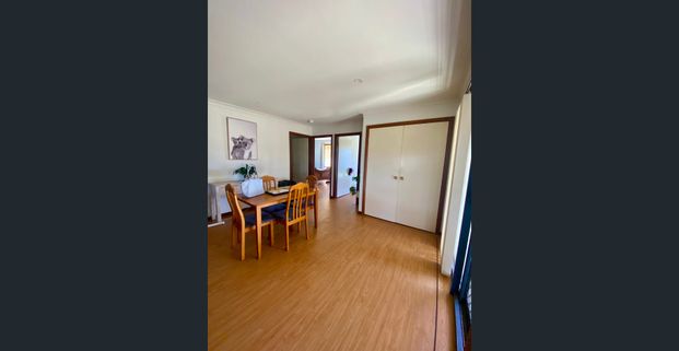 Cute Canal Home - Fabulous location - Photo 1