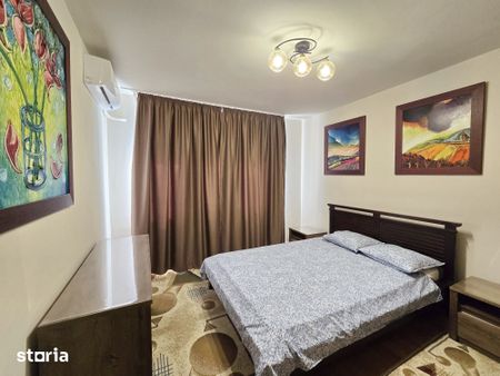 4 camere, Mazepa 1, proaspat varuit, etaj 2, mobilat si utilat - Fotografie 2
