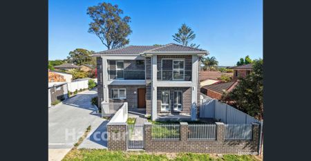 Luxurious Ultra-Modern Family Home Packed with High-End Features... - Photo 2