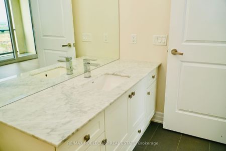 For Lease - 9085 Jane Street Unit# 1511, Vaughan, Ontario - Photo 4