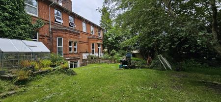 1 bedroom ground floor flat to rent - Photo 5
