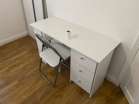 2 Bed Terraced House, Hovis Street, M11 - Photo 3