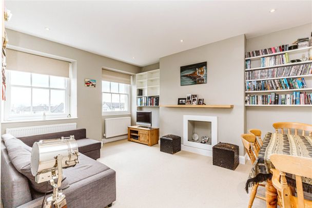 Burlington Road, - Photo 1