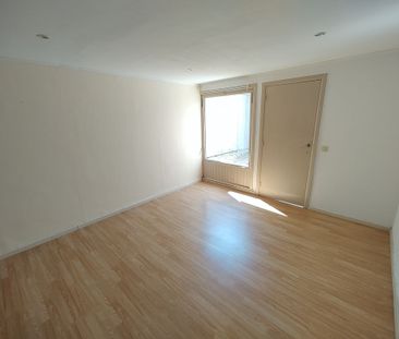 Gelijkvloers één slaapkamer huis met garage. - Foto 6