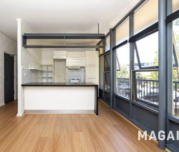 Stylish First-Floor Apartment in Prime South Adelaide Location - Photo 4