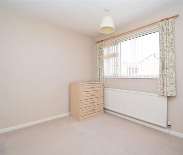 Newton Drive, Wakefield - Photo 4