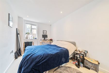 Avenue Road, N15, London - Photo 5