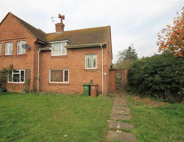 Elizabeth Avenue, Staines-Upon-Thames TW18, London - Photo 1