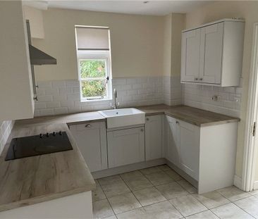 An attractive two bedroom period cottage with off street parking, s... - Photo 3