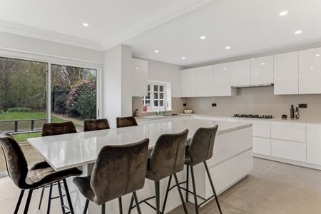 Neville Drive, Hampstead Garden Suburb, , N2 0QR - Photo 3