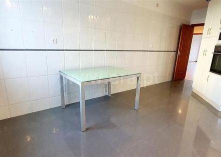 Apartamento T3 em Lisboa