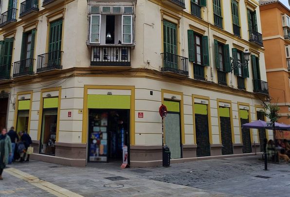 Calle Andrés Pérez, Málaga, Andalusia 29008 - Photo 1