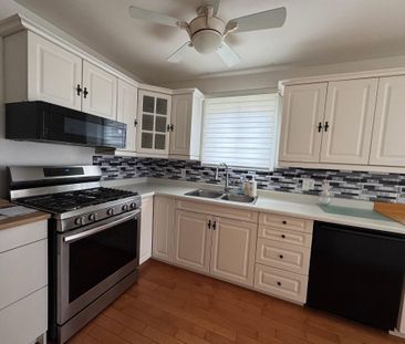 For Lease - 286 Mutual Street, Ingersoll, Ontario - Photo 6