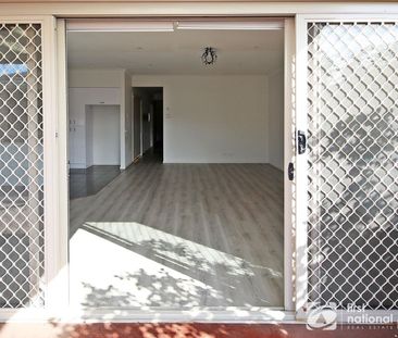 Charming 3-Bedroom Home - Photo 5