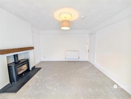 5 bedroom terraced house to rent - Photo 2