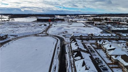 For Lease - 96 Oat Lane, Kitchener, Ontario - Photo 2