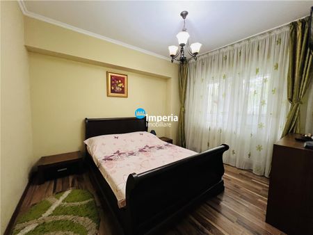 Inchiriez apartament 3 camere, decomandat, Pacurari Petru Poni - Photo 2