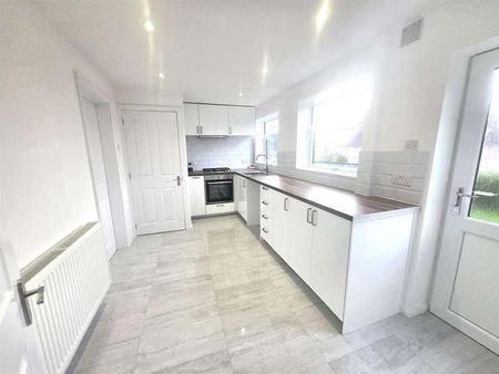 Raymede Drive, Nottingham, NG5 - Photo 2