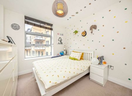 Railshead Road Isleworth, TW7 - Photo 2