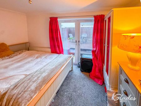 1 bedroom flat to rent - Photo 4