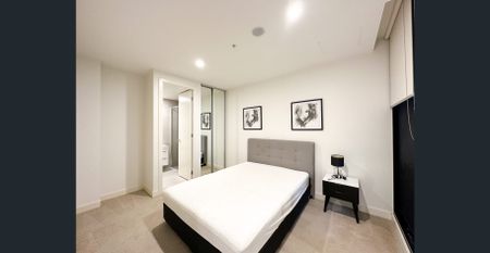 Exceptional Fully Furnished 2-bedroom unit in Box Hill - Photo 2