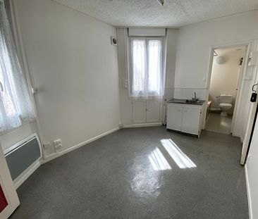 A LOUER APPARTEMENT CENTRE VILLE DE ST QUENTIN 02100 - Photo 3