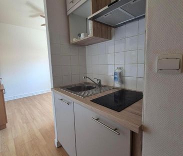 Location Appartement 1 pièce 17m² CHARNAY LES MACON 71850 - Photo 3