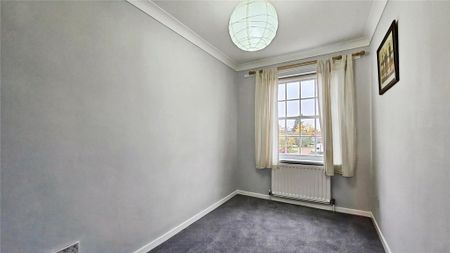 4 bedroom terraced house to rent - Photo 5