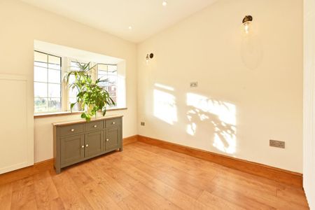 4 bedroom house to rent - Photo 2