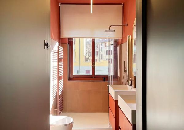 Via Comacchio, Milan, Lombardy 20139