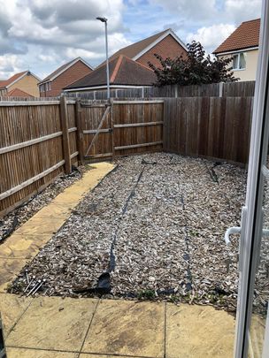 Wintergreen Road, Bury St. Edmunds, Red Lodge - Photo 1