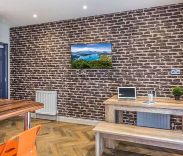 Vincent Road Room 5 - Photo 2