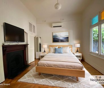 GEORGOUS TWO BEDROOM COTTAGE - Photo 5