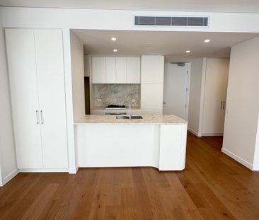 Contemporary Apartment in Building E – Level 1 Living in BABYLON Ro... - Photo 6