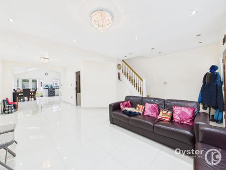 5 bedroom semi-detached house to rent - Photo 3