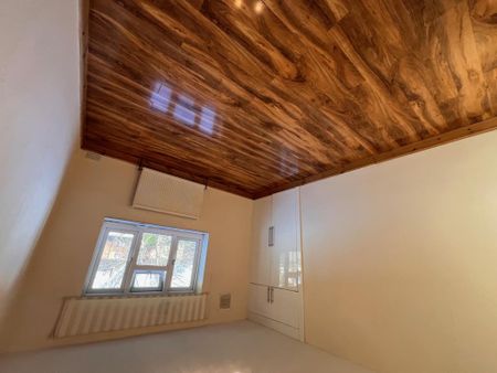 2 bedroom maisonette to rent - Photo 5