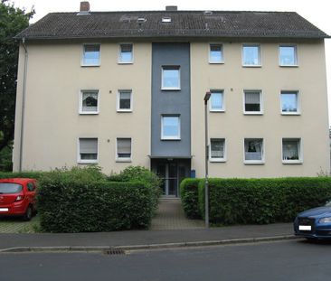 Helle Erdgeschosswohnung mit praktischem Grundriss - Foto 1